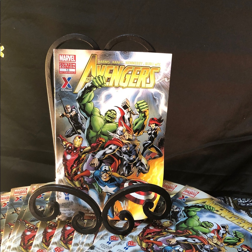 Lot of 15 Marvel Avengers Comic Book